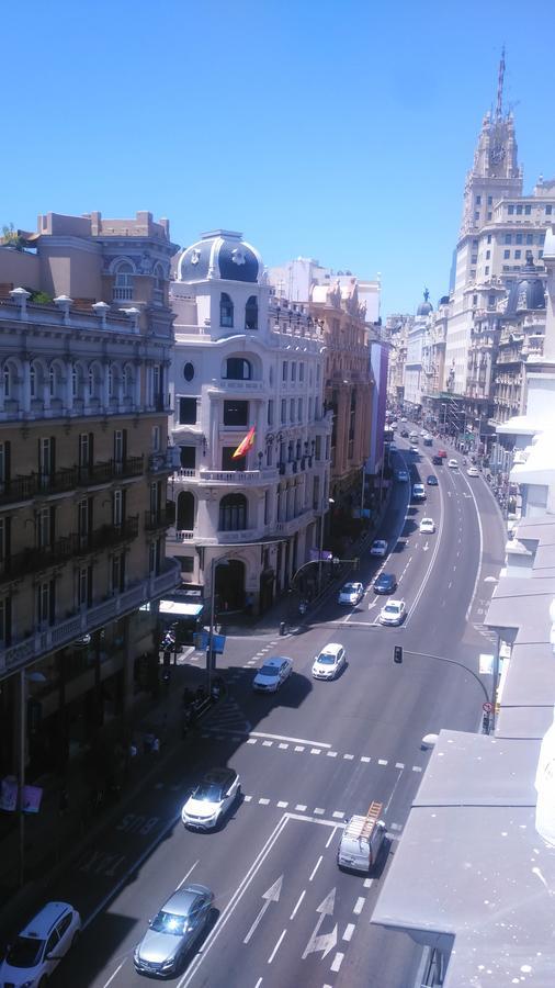 Open Hostel Madrid Exterior photo